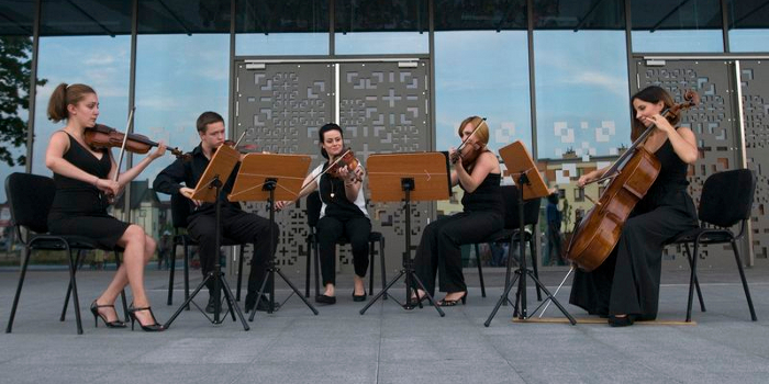 Koncert letni „Przy Fontannie”